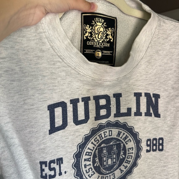 Vintage Crewneck - Picture 3 of 4